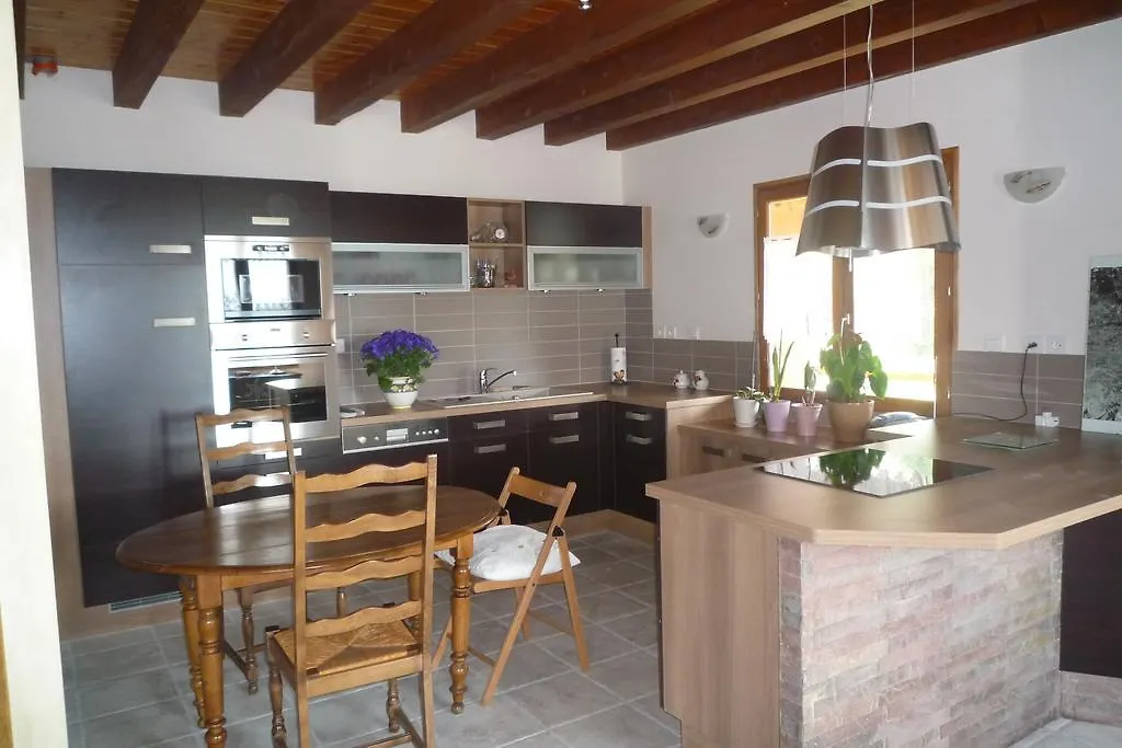 Le Fraisy Location De Vacances Villa Dingy-Saint-Clair