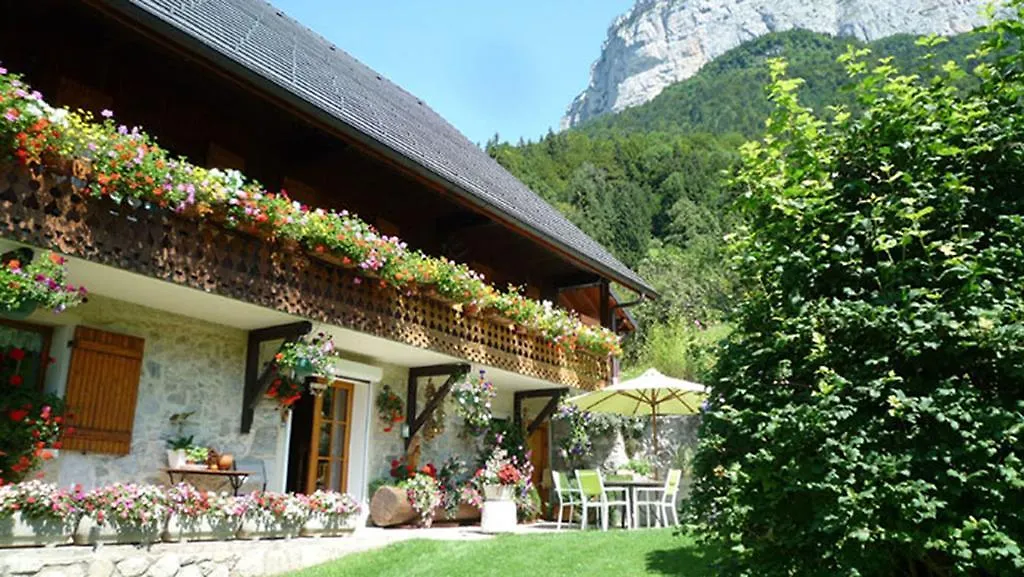 Le Fraisy Location De Vacances Villa Dingy-Saint-Clair Holiday home