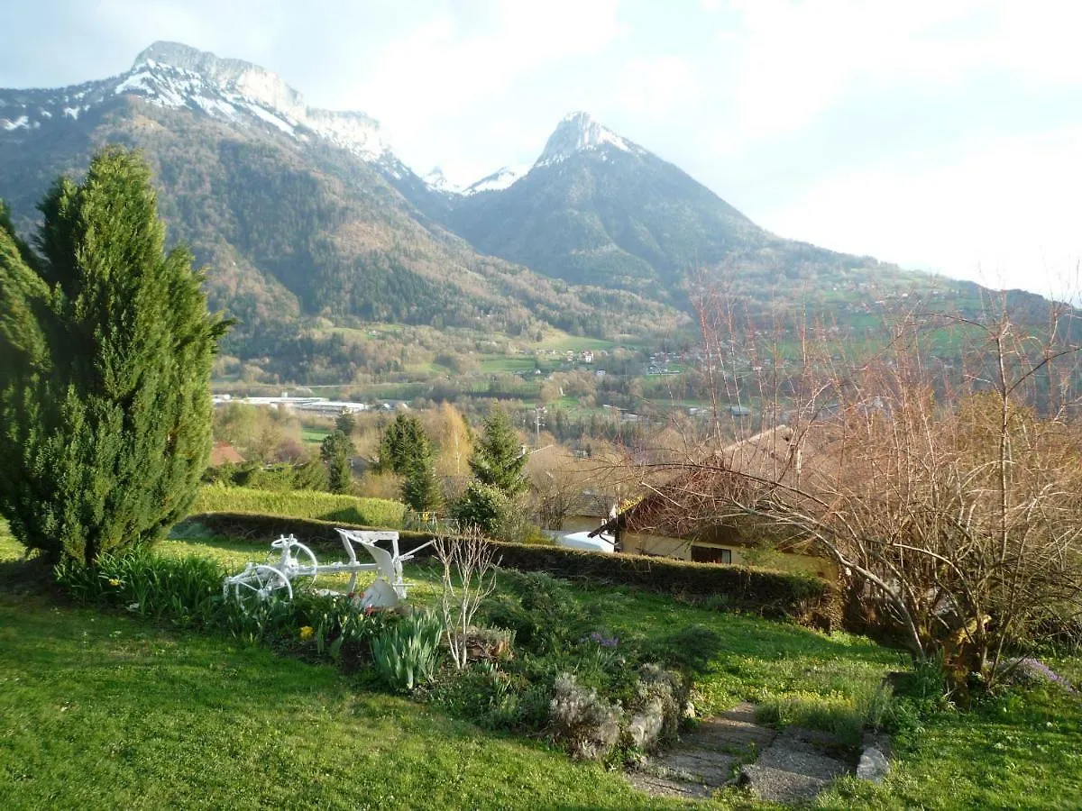 Le Fraisy Location De Vacances Villa Dingy-Saint-Clair France